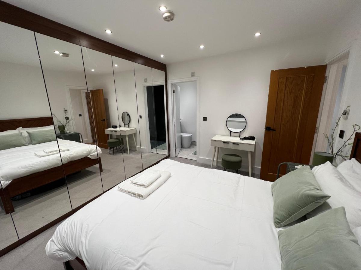Streatham House - 2 Bedroom - Sleeps 6 - Free Wifi Streatham Vale エクステリア 写真