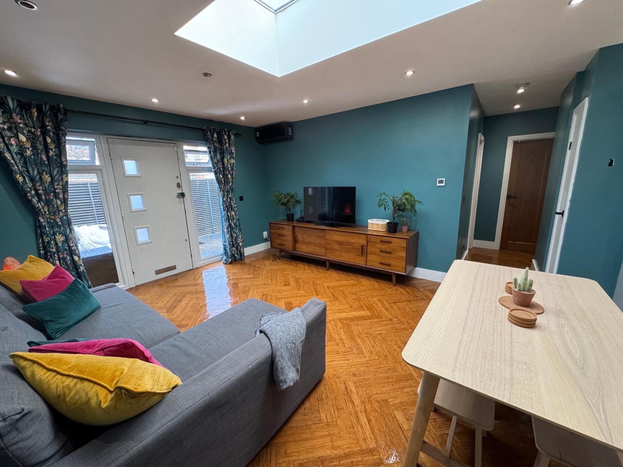 Streatham House - 2 Bedroom - Sleeps 6 - Free Wifi Streatham Vale エクステリア 写真