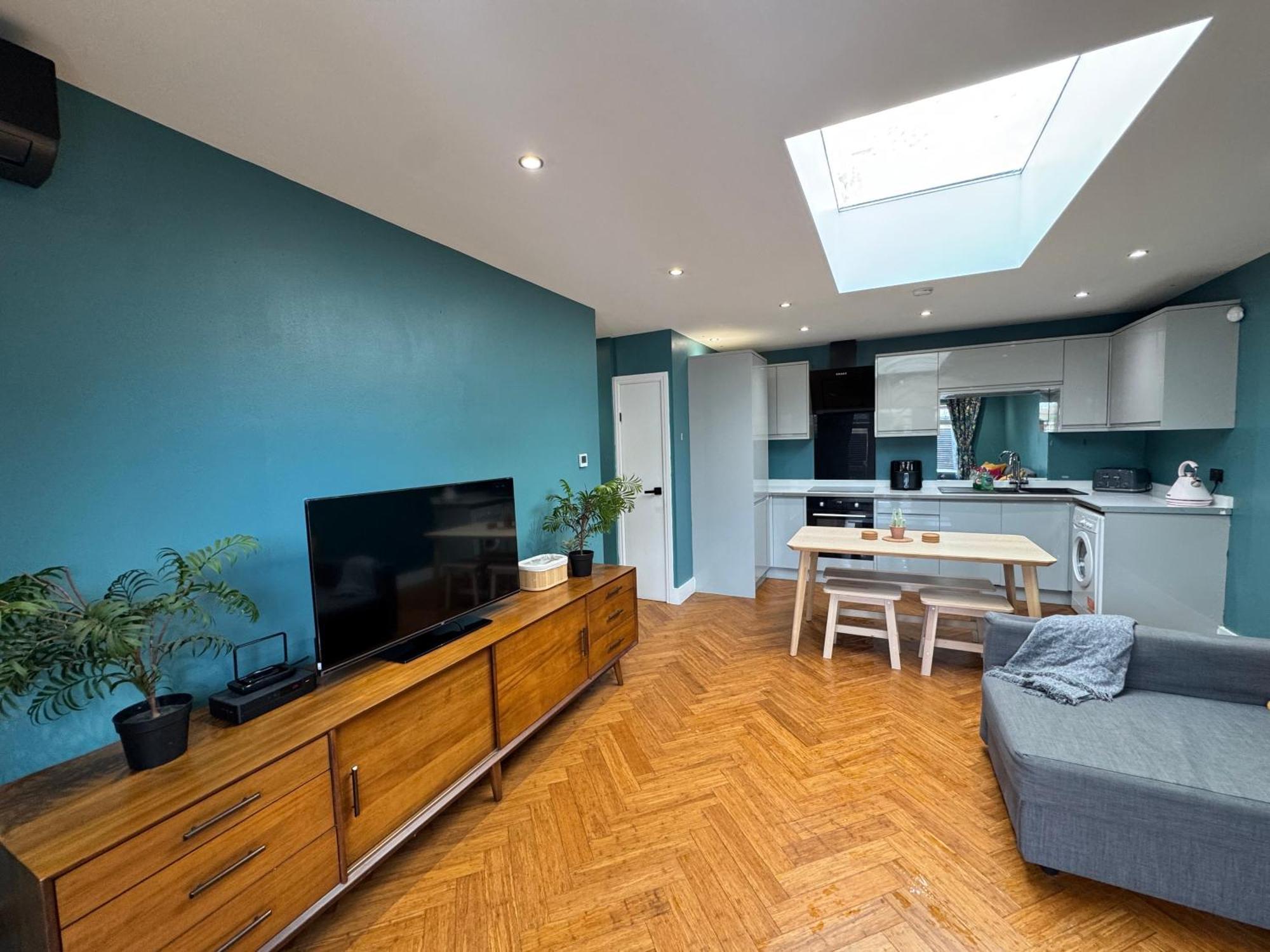 Streatham House - 2 Bedroom - Sleeps 6 - Free Wifi Streatham Vale エクステリア 写真